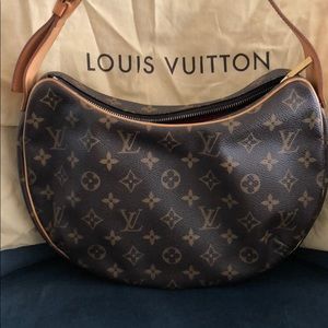 Louis Vuitton Authentic Pochette Croissant Bag